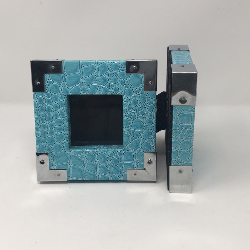 Turquoise Animal-hide Textured Square Frames - Picture 2 of 7